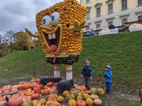 Your Complete Guide To Ludwigsburg Pumpkin Festival 2023 - WanderInGermany