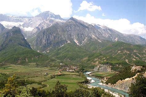 Mountain_River_Village_Albania - Original World Travel : Original World Travel