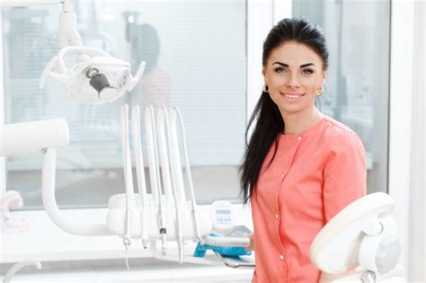 How To Become A Dental Assistant Medicalopedia