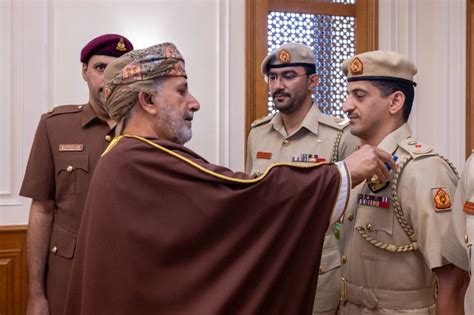 His Majesty Sultan Haitham Bin Tarik Honors Exceptional Service With