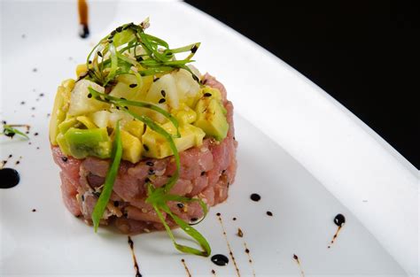 Salmon Tartare Recipe - Italian appetizer recipe with salmon - Life in Italy