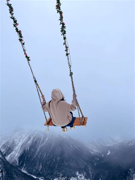 качели над пропастью | Путешествия, Туристическая фотография, Граффити ...