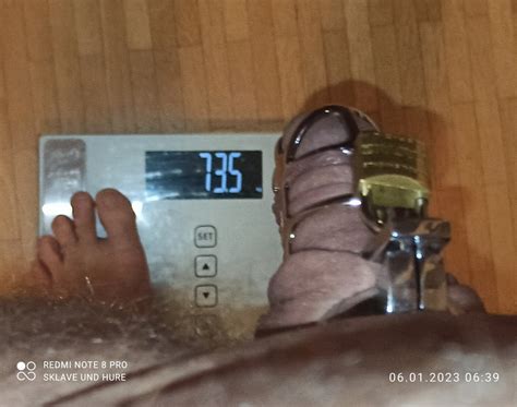 Naked Slave Cagecheck Weighing Nippelpay Pics Xhamster