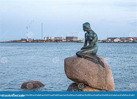 Statue Of The Little Mermaid In Copenhagen Editorial Photo ...