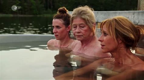 Julia Malik Nude Pics Page 1