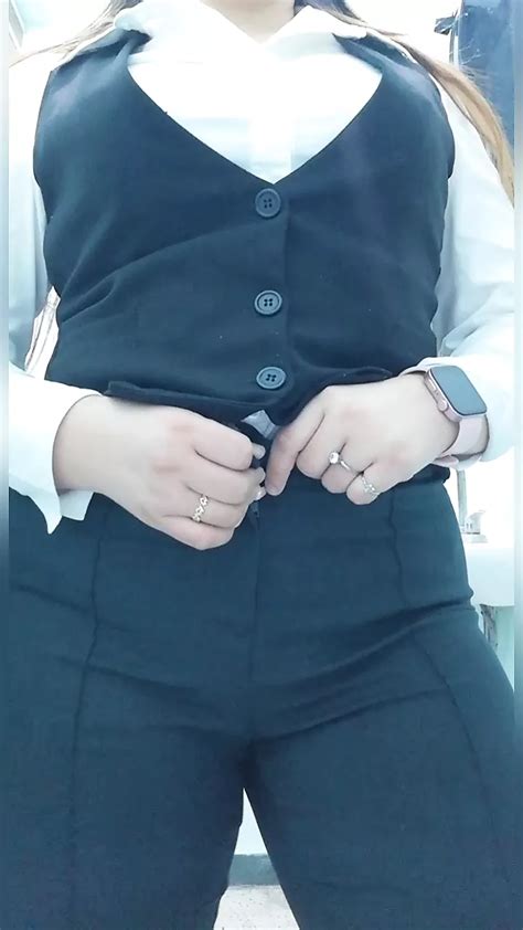 Big Ass Mexican Woman Takes Off All Her Clothes And Shows Her Anus And Vagina On Camera She Has