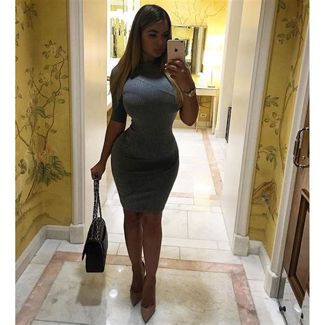 Small Waist Curves Anastasiya Kvitko Anastasiyakvitko On