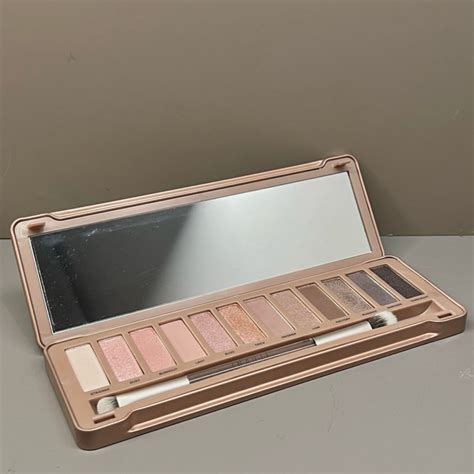 Urban Decay Naked 煙燻玫瑰 色眼影盤 蝦皮購物