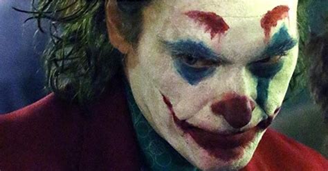 Joker early reviews: 'Dark, disturbing, brutal,' and an Oscar contender ...