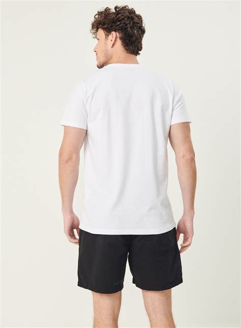 Camiseta Basics Slim Manga Curta Gola Careca Colcci