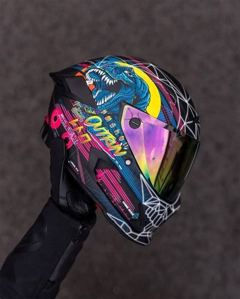 Pin By Alain Mart Nez On Cascos So Ados Custom Motorcycle Helmets