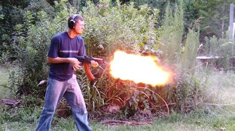 AKS-74u Muzzle Flash (5.45x39mm) - YouTube