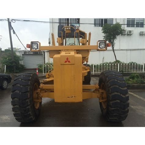 2009 MITSUBISHI MG330 (49998) | P&E
