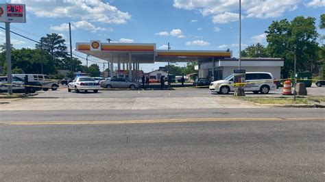 2 Men Shot At Birmingham Gas Station Cbs 42