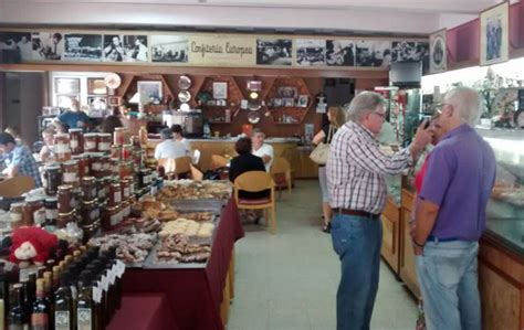 Confitería Europea casi 103 años de tradición en Cosquín Notas del