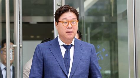 대북송금·뇌물공여 혐의 김성태 1심 실형…법정구속 면해 연합뉴스