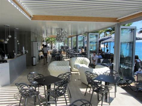 Restaurant Aeva Beach Dans Cagnes Sur Mer