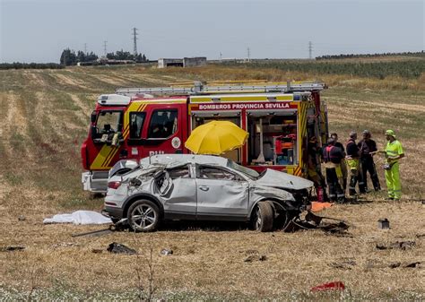 Tr Gico Accidente De Tr Fico En Sevilla Dos Mujeres Fallecen Y Un