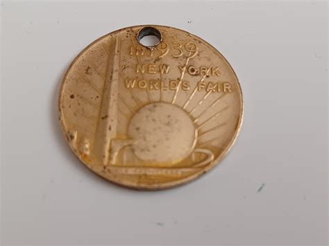 1939 New York Worlds Fair Coin Souvenir Of The 150th Etsy