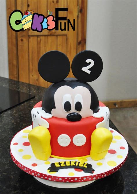 Mickey Mouse cake | Mickey mouse cake, Pig birthday cakes, Mickey ...