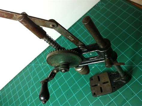 Cool Tools: Hand Crank Drill Press