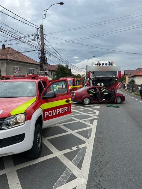 Ziua de Cluj Accident GRAV în Baciu între o mașină și un TIR