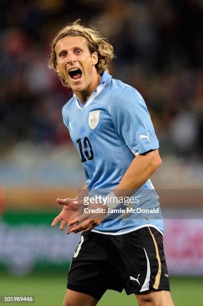 1,732 Diego Forlan 2010 World Cup Photos & High Res Pictures - Getty Images