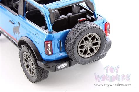 2022 Ford Bronco Open Top Livery Edition 5438DFA 1 34 Scale Kinsmart