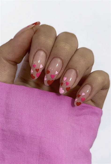 18 Sweet Valentines Day Nail Ideas You Gotta Try Wonder Forest