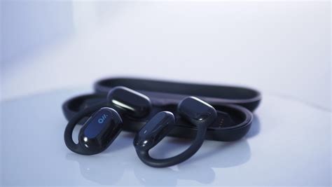 Oladance Wearable Stereo Kopfhörer mit Open Ear Design top Halt