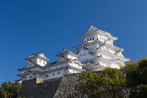 14 of the Best Castles in Japan (Photos)