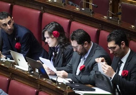 Revenge Porn Che Fine Ha Fatto La Proposta Di Legge La Mescolanza