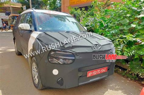 Kia Carens Base Variant Spied Testing - Gets Steel Wheels