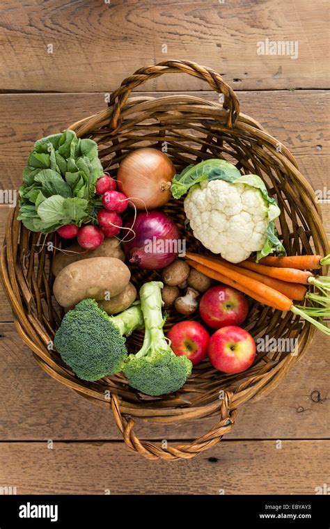 fresh organic produce Stock Photo - Alamy