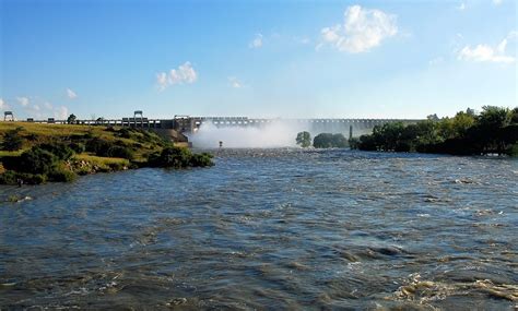 More Sluice Gates Opened At Vaal Dam To Ease Water Pressure