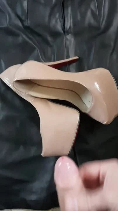 Mrs Nude Slutty Red Sole Patent Heels Cummed Gay Man Porn XHamster