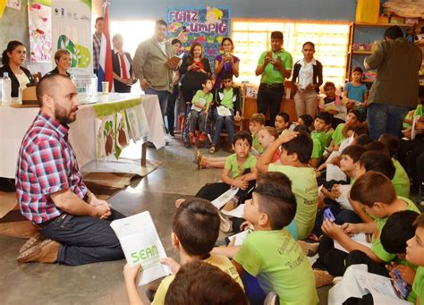 Boquerón Gira de Charlas en escuelas sobre Educación Ambiental en el