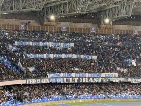 Curva B Striscione Da Applausi Per Juliano Totonno Eterno Capitano