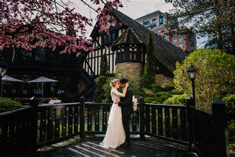 Old Mill Toronto Wedding Updated For 2020 Callum Pinkney Photography