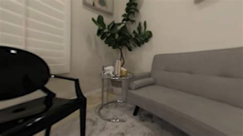 Your Friend S Hot Mom Reagan Foxx Shows You How To Treat A MILF