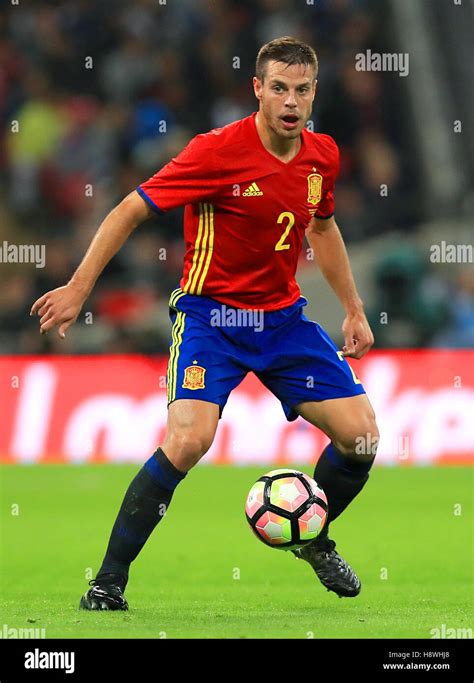 Cesar Azpilicueta Spain Stock Photo Alamy