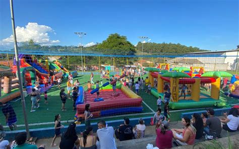 Atividades esportivas de lazer e recreação movimentam o final de semana