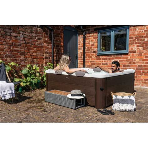 Mspa Tribeca 4 6 Person Collapsable Hard Shell Hot Tub Spa Naken Interiors