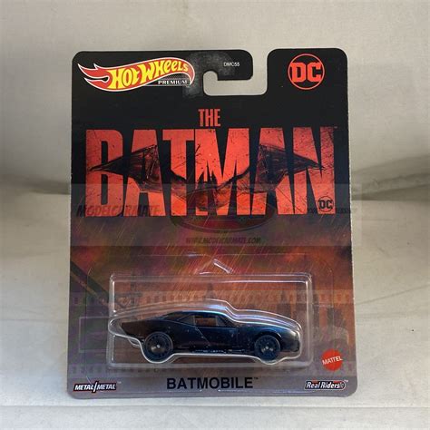 Hot Wheels Premium The Batman Batmobile