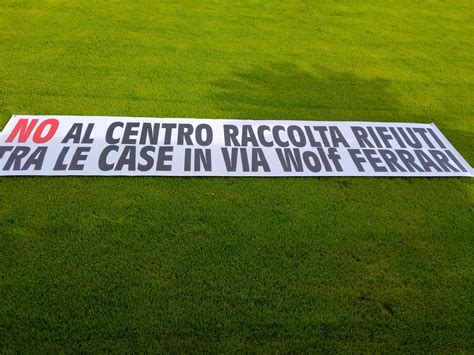 No Al Centro Raccolta Rifiuti Tra Le Case In Via Wolf Ferrari Sabato