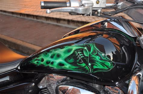 Suzuki Intruder Wolf Fire Air Custom Paint