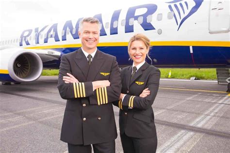 Uk Ryanair Pilots Vote Overwhelmingly For A 20 Pay Cut