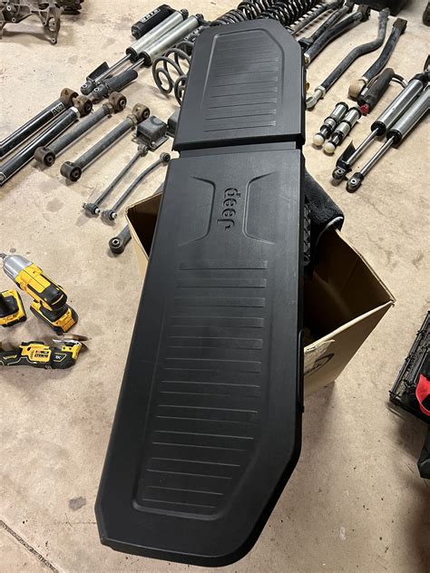 Arizona - Gladiator OEM rear underseat storage box | Jeep Gladiator (JT ...