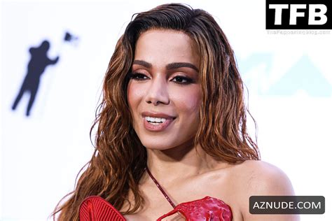 Anitta Displays Sexy Seen Showing Off Her Tits At The Mtv Video Music Awards In New Jersey Aznude