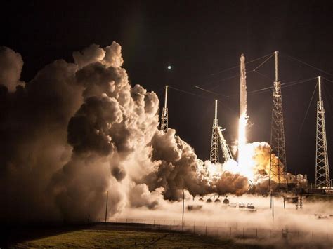 Splendides Photos Du Lancement De La Fusée Falcon 9 De Space X Vers L